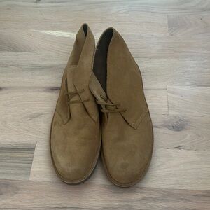 Clark Dessert Boots in Suede. Like new. Worn twice. Size 12